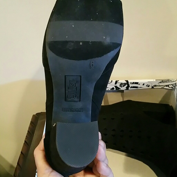 Open toe booties - Picture 3 of 3